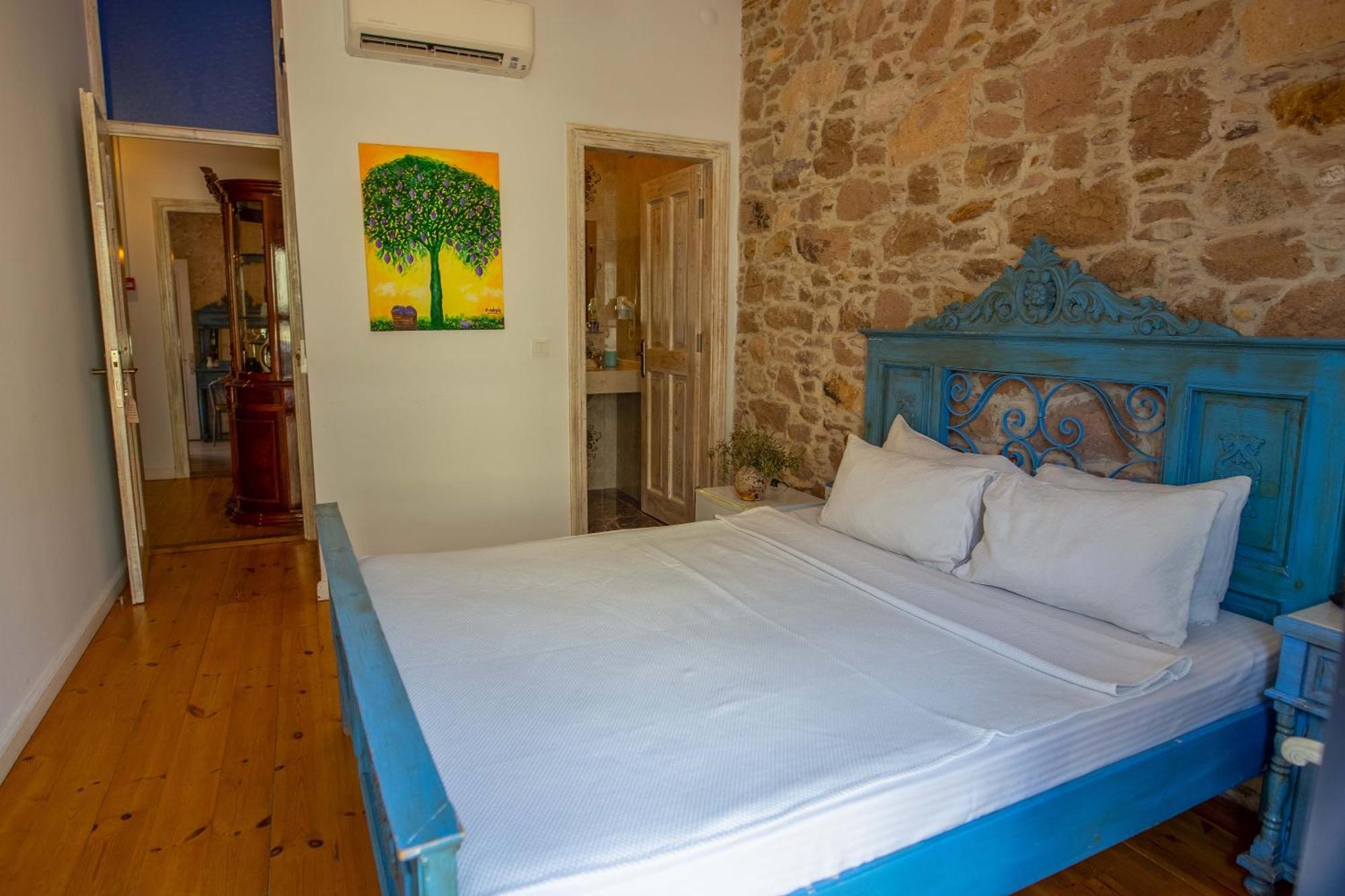 Cunda Mor Limon Otel Ayvalı Kültér fotó